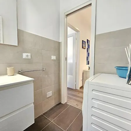 Bright & Modern - The Blue Marin - Ml Apartament