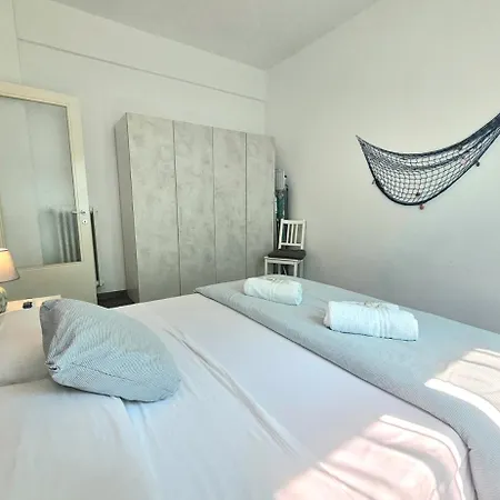 Bright & Modern - The Blue Marin - Ml Apartment *
