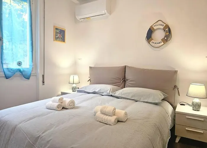 Cozy Haven In The Heart Of Lägenhet Rapallo